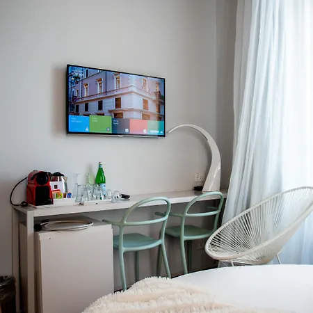 מלון Boutique Palace 3*