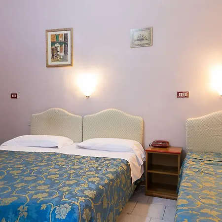 Hotel Altavilla 9 2*