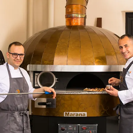 The Pantheon Iconic Hotel, Autograph Collection 5* Rome