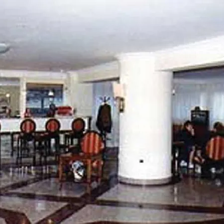 Hotel Aurora Garden 3*