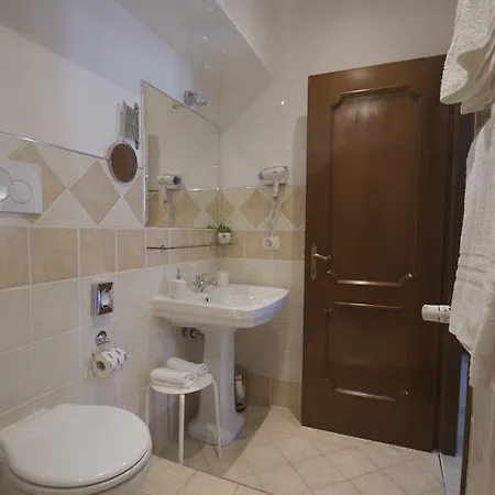La Perla Di روما