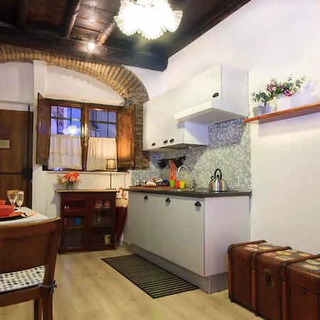 Ventisei Scalini A Trastevere 2* Rom