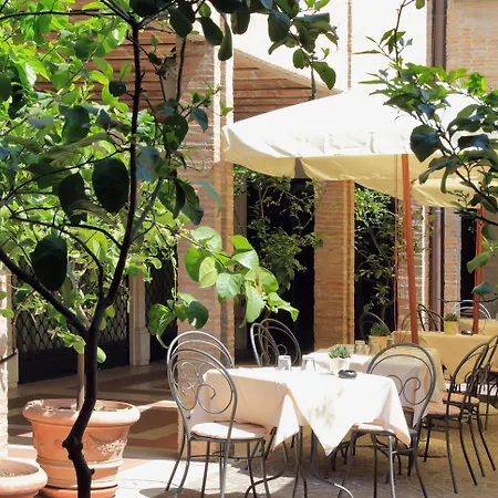Apartment Piazzetta Margutta - My Extra Rome