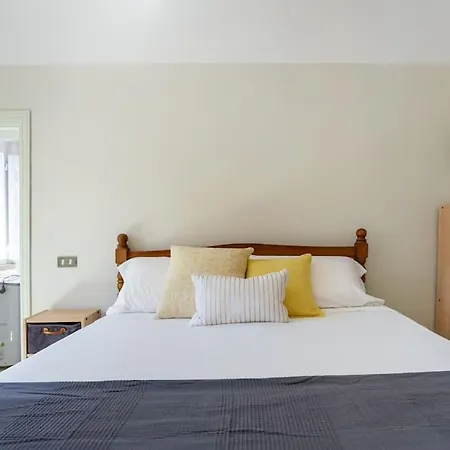 Authentic Monti 5 Mins From Colosseum * Rome