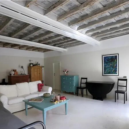 Authentic Monti 5 Mins From Colosseum Apartment *
