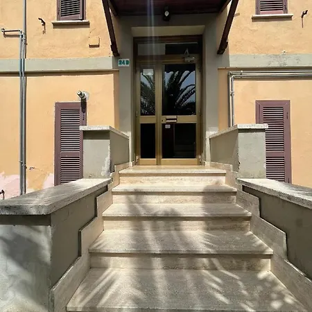 Sweetroma Arco Di Travertino Appartamento *