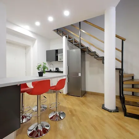 Trevi - Barberini Apartment *