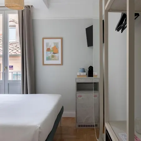 Numa Portico Apartahotel