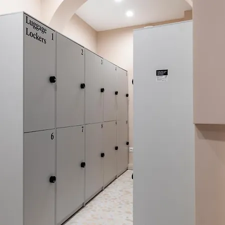 Apartahotel Numa Portico 4*