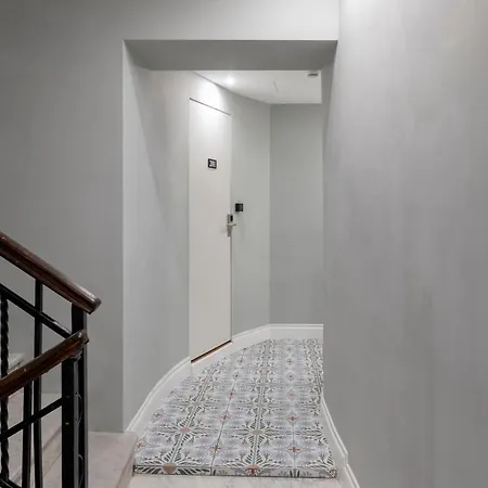 Apartahotel Numa Portico 4*