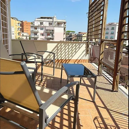 Dea Flora Apartamento *