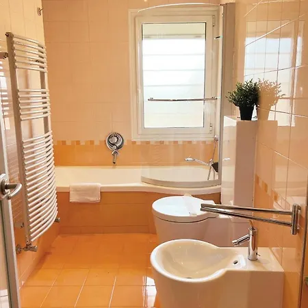 Apartamento Dea Flora *