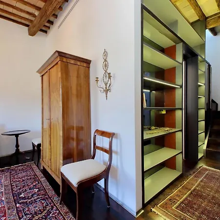 Apartment Colosseo *