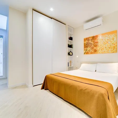 Luxury, Large Flat With Terrace On Vatican Walls Apartment *