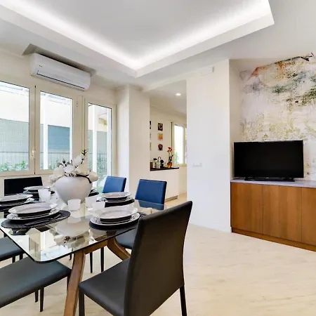 Apartment Luxury, Large Flat With Terrace On Vatican Walls Rome