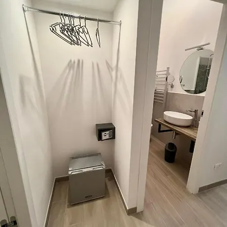 Hotell Relais Vaticano - Metro Station Ottaviano *