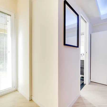 Luxury, Large Flat With Terrace On Vatican Walls Apartment
