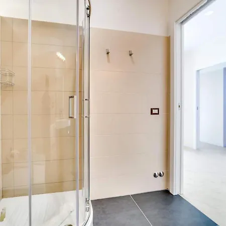 Luxury, Large Flat With Terrace On Vatican Walls Apartment *