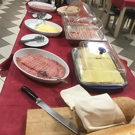 Casa Per Ferie San Juan De Avila 3* רומא