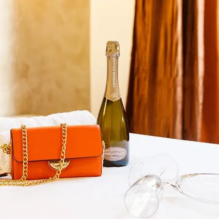 Erreggi Luxury Отель типа 