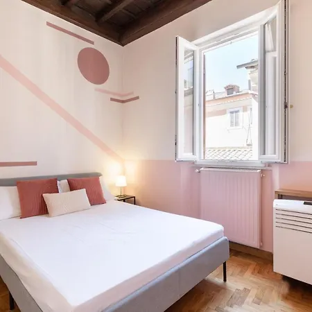 Apartment Cercle - Historic Spot In The Hearth Of Rome