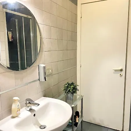 Aurora House - Accogliente A Barberini Apartment
