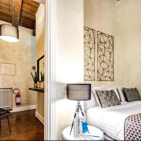 Spanish Steps - Boutique Appartamento