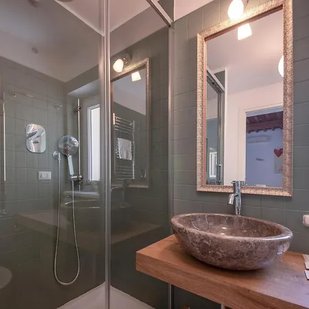 Apartment Domus Anita Colosseum Rome