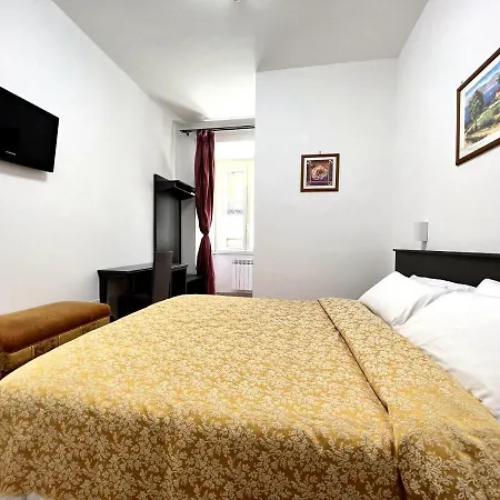 Hotel Domus Termini *