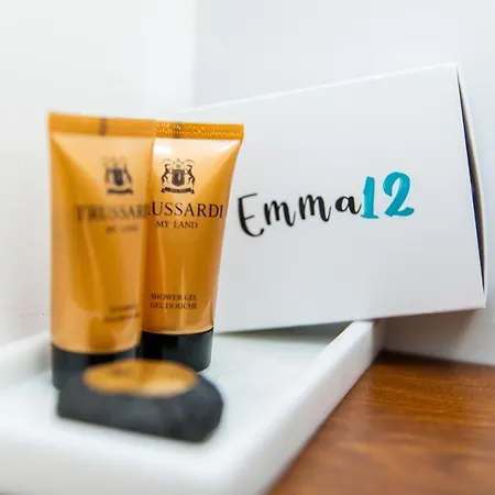 Affittacamere Emma 12 *