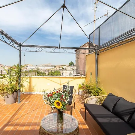Apartment Iflat With Views