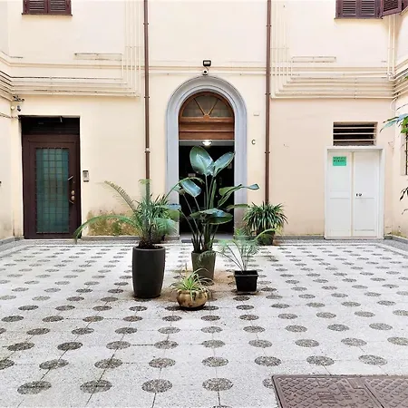 Bellezza Al Colosseo - & Apts Bed & Breakfast