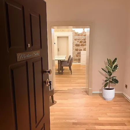 Martina Guest house