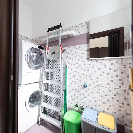 The Rent - Spacious Near Termini Station Appartement