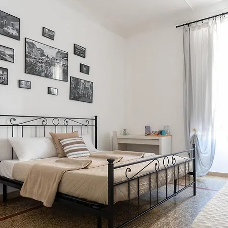 Zaira Bed & Breakfast *