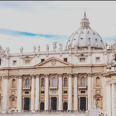 Vatican Giuliana 38 Apartment *