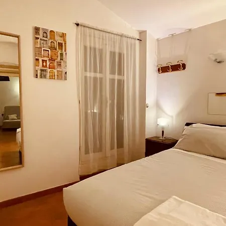 Downtown Apartment_sistina Rome