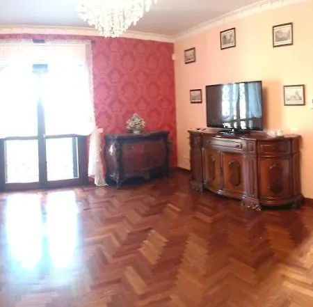 La Casa Di Tizio, Caio E Sempronio *