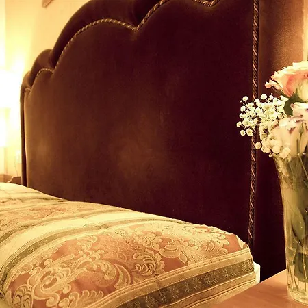 Bed & Breakfast San Peter Rome