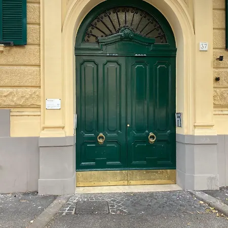 La Rosa Di 3 In Heart Of In San Giovanni Guest house Rome