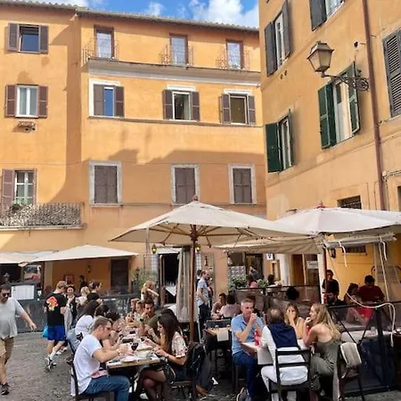 Lovely In Via Della Scala, Trastevere Apartment *