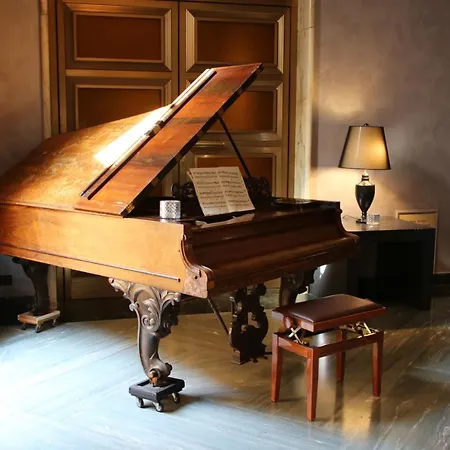 Th - Carpegna Palace 4* Rom