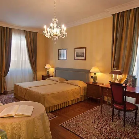 Hotell Residenza Paolo Vi 4*