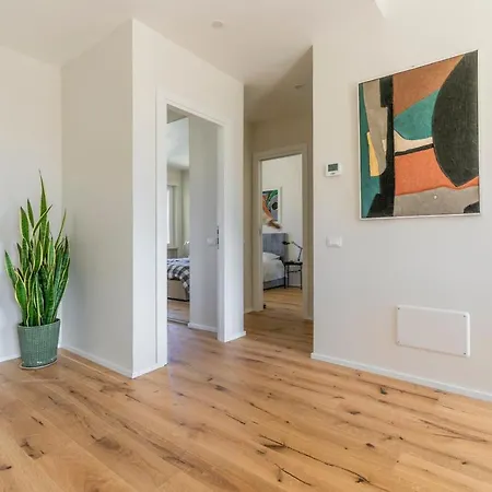 Apartament La Dolce - Sunny Penthouse Trastevere Station 100sqm
