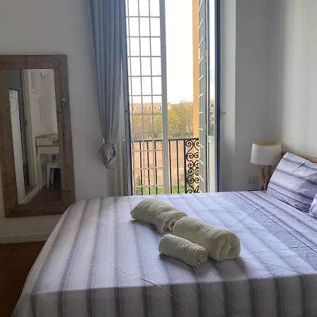 Guest house La Rosa Di 3 In Heart Of In San Giovanni *