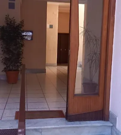 Handy&rivieni2 Apartment *