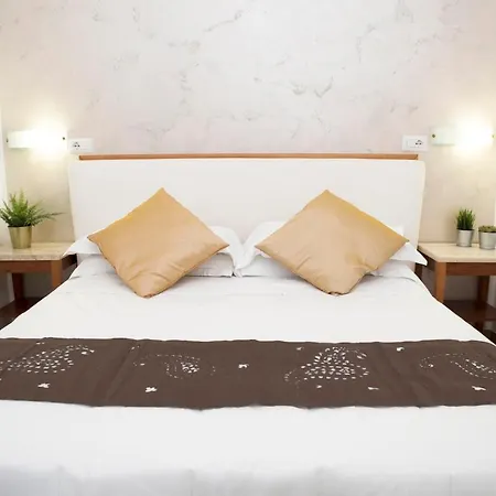 Capri Hotel