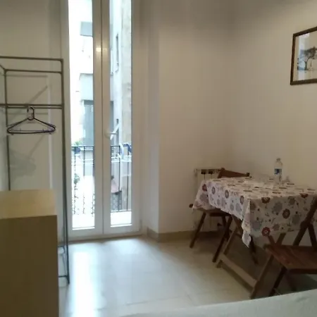 Affittacamere , Near Trastevere Station Rom