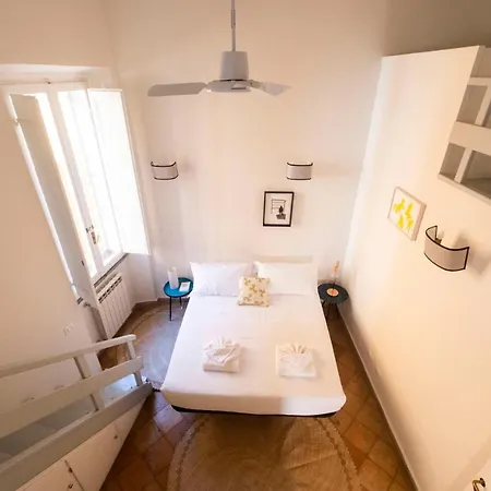 Artsy And Elegant Near Pantheon Apartment *