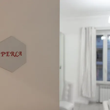 Alojamento de Acomodação e Pequeno-almoço Vatican Grand 2*